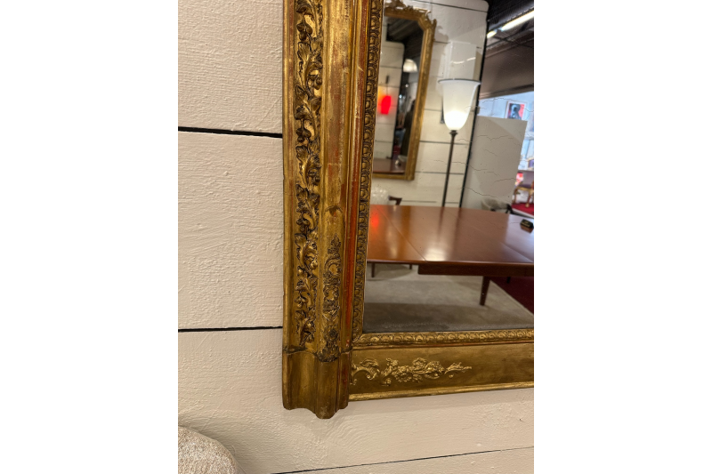 Miroir de cheminée français en bois et stuc doré du XIXe H. 144 cm