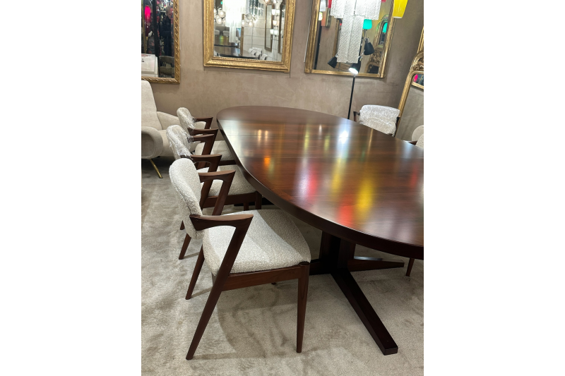 Très Grande table scandinave ovale en palissandre 1960
