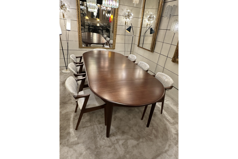 Grande table scandinave pour 8 personnes