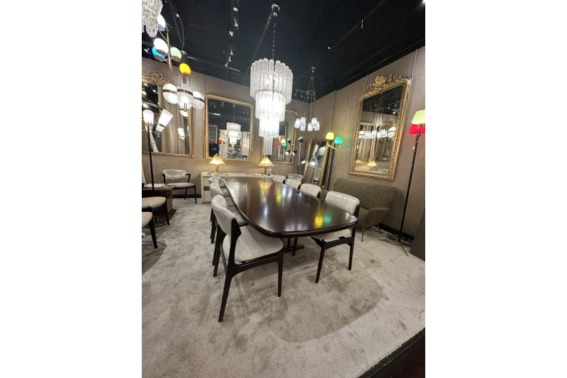 Table scandinave en palissandre 8-10