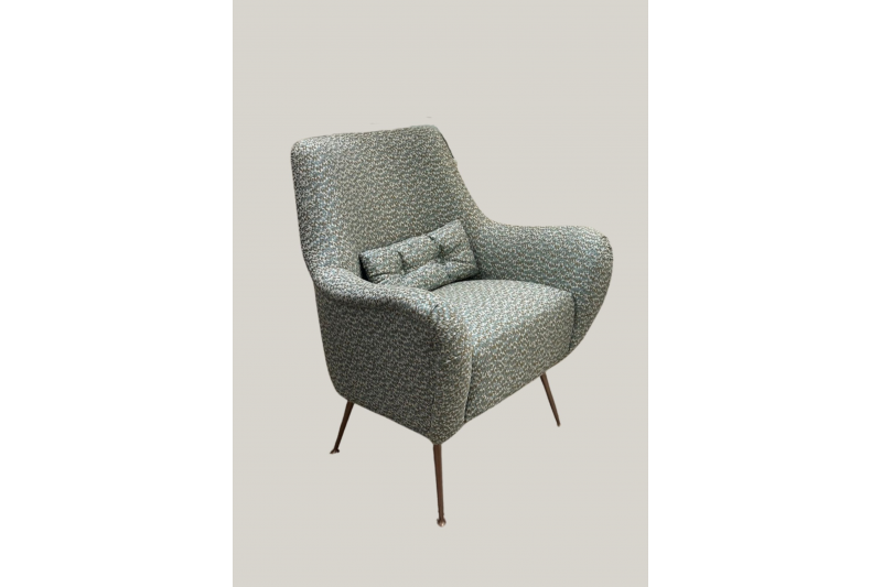 Pair of small armchairs, fully restored with Maison Rubelli fabric and high-end finishes.