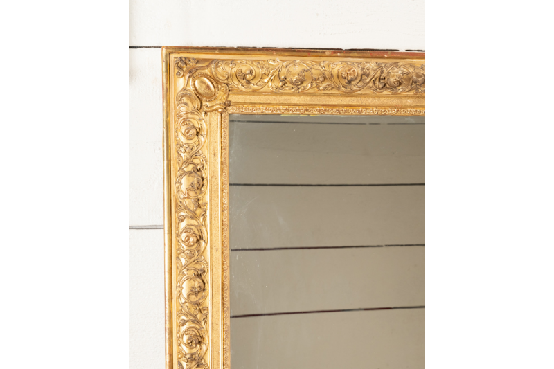 Very large mirror, with a gilded wooden mantelpiece - Napoléon III