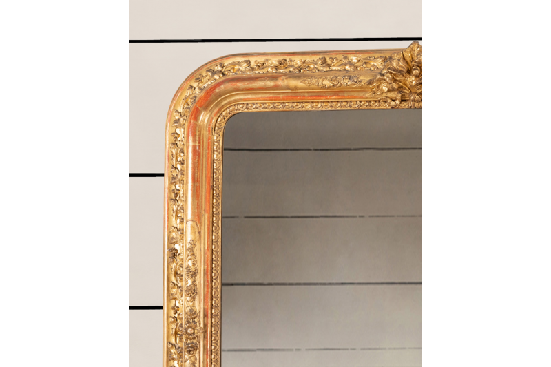 Small Louis Philippe giltwood mirror - 19th century