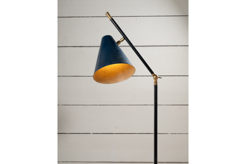 Stilnovo floor lamp in gilt brass - Italy 70s