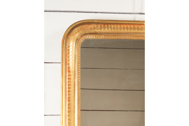 Miroir Louis Philippe en bois doré XIXe, H.152 L.95
